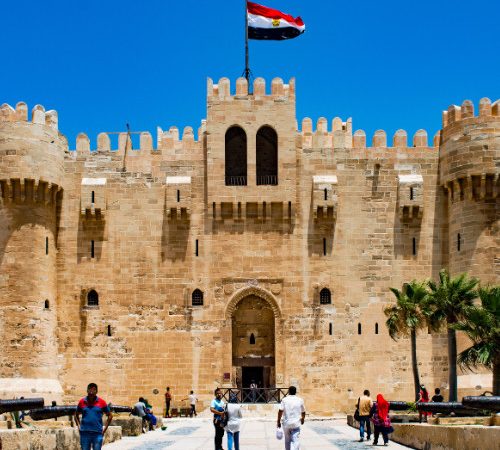 قلعة قايتباي – حصن تاريخي يطل على البحر الأبيض المتوسط